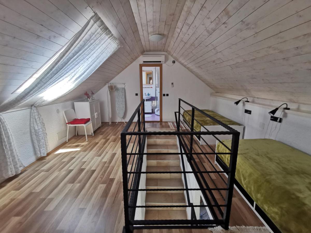 Holiday Home Toma Puljane Eksteriør billede