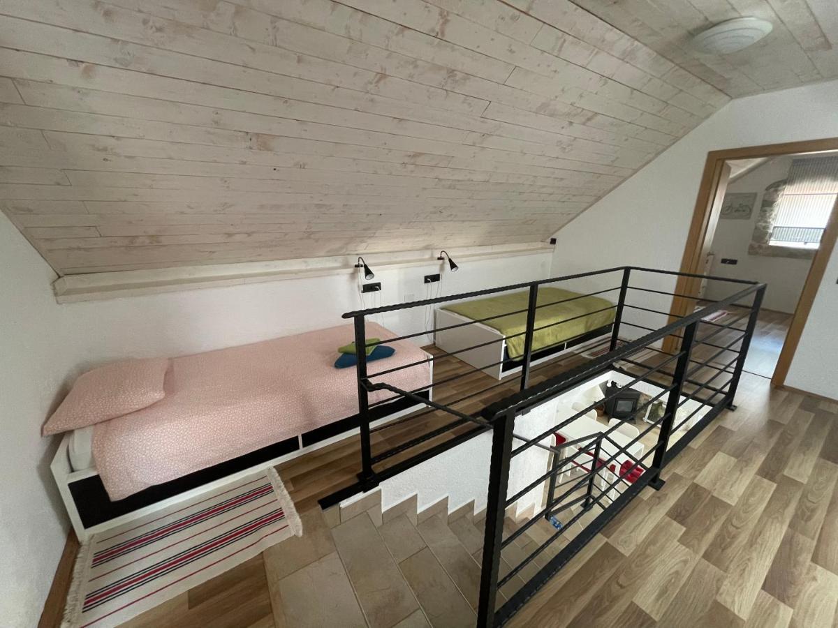 Holiday Home Toma Puljane Eksteriør billede